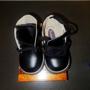 Buster Brown Toddler Black Size 3.5 M/W